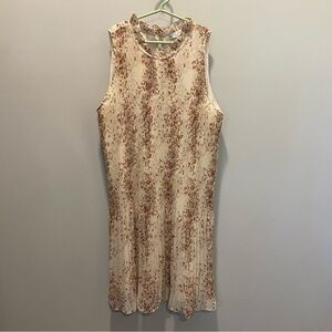 Chic Cream Floral Mini Dress